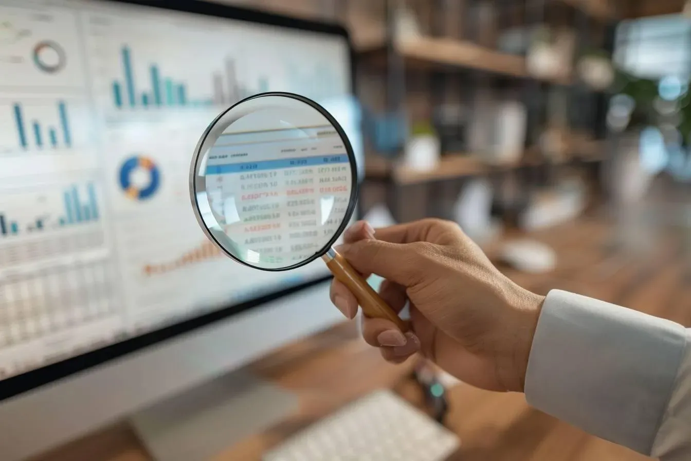 Comment une formation de data analyst aborde-t-elle les données manquantes ?