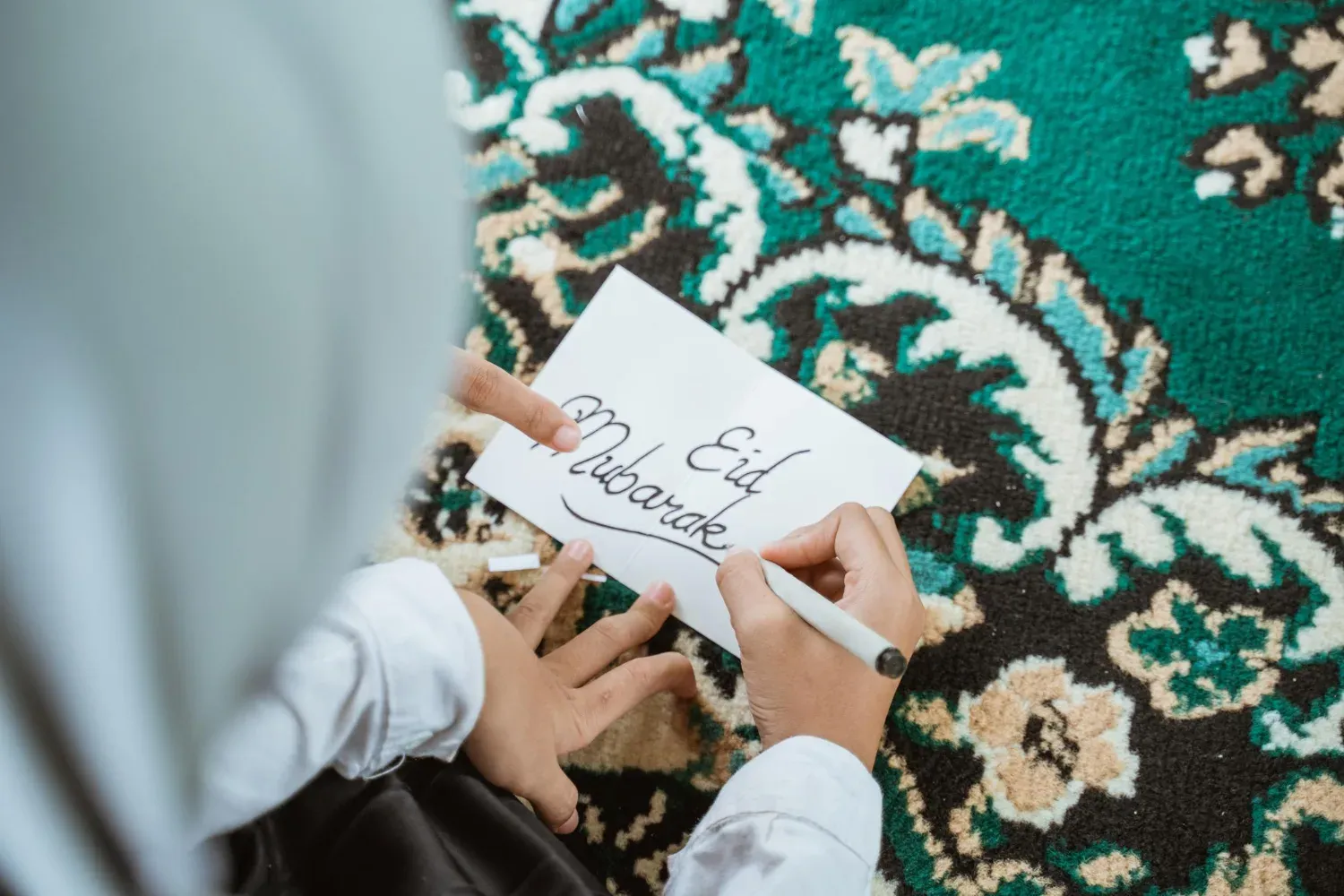 Les bases de la calligraphie arabe pour les débutants